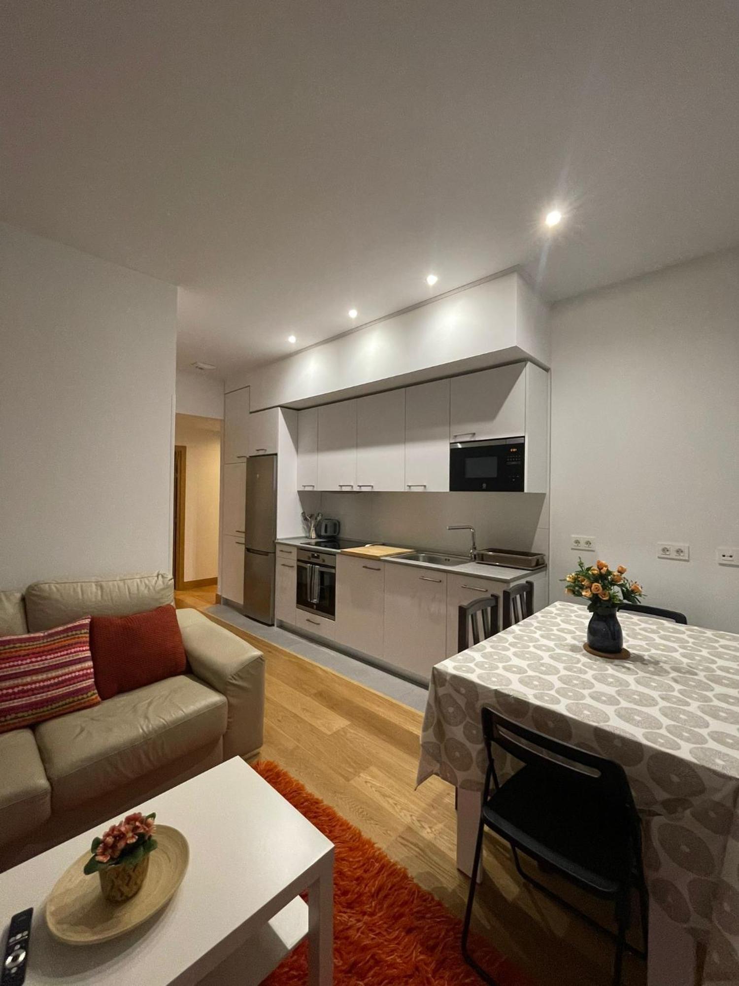 Modern Bilbao Apartment Barakaldo Exterior photo