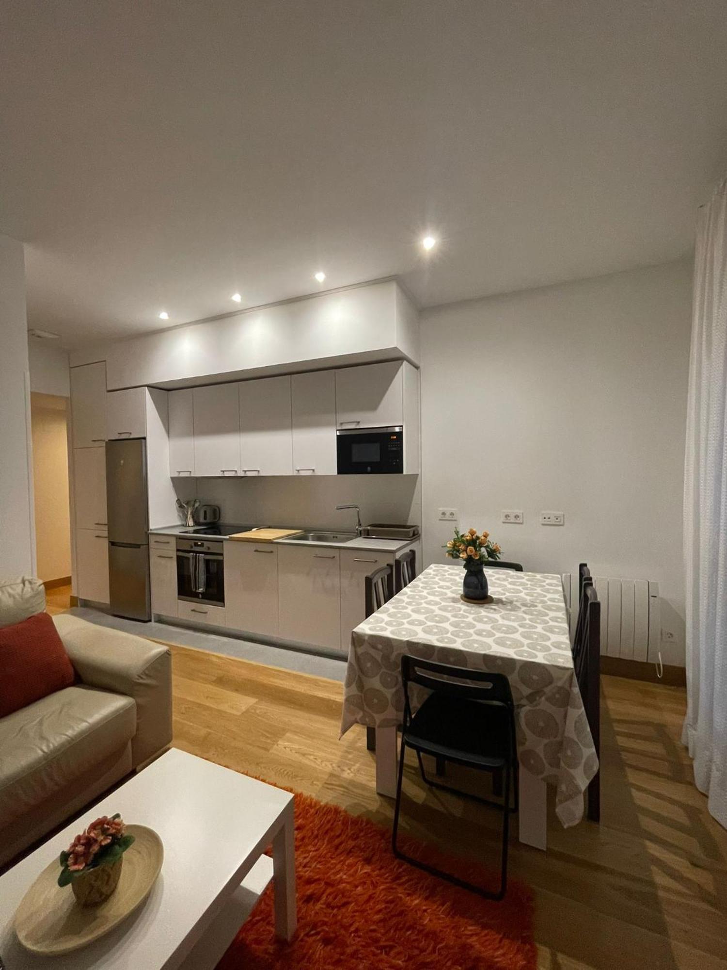 Modern Bilbao Apartment Barakaldo Exterior photo